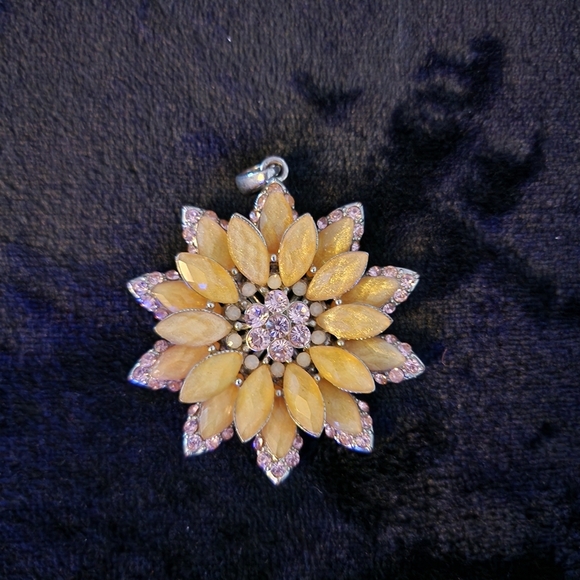 Jewelry - Gold Tone and Silver Tone Floral Brooch